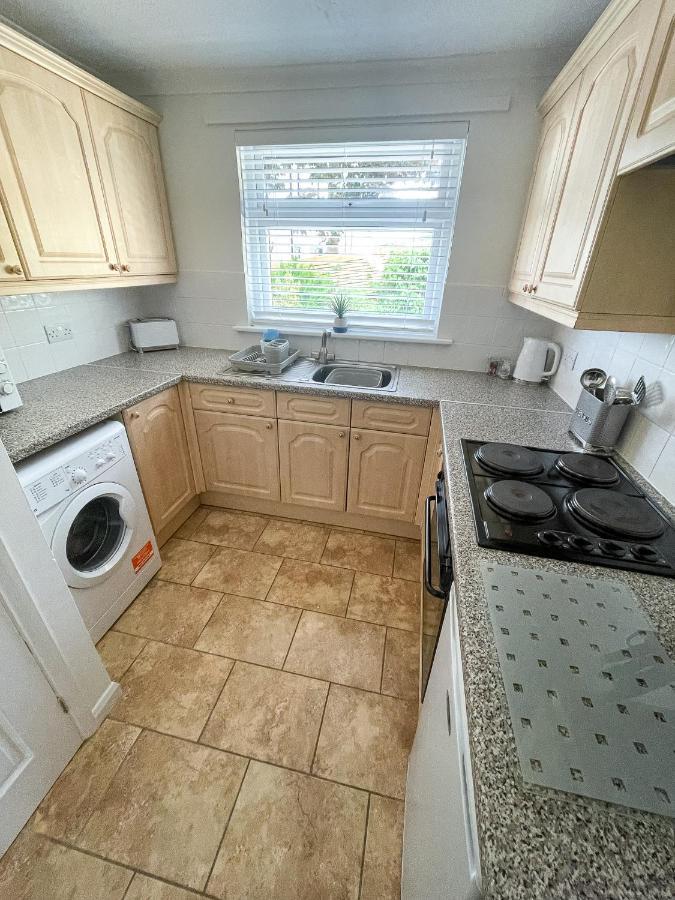 2 Chatsworth Riverscape Apartments - Peaceful Apartment In Great Location With Free Parking Overlooking The Gannel Just A Short Walk From Newquays Incredible Beaches And Local Amenities Ньюки Экстерьер фото